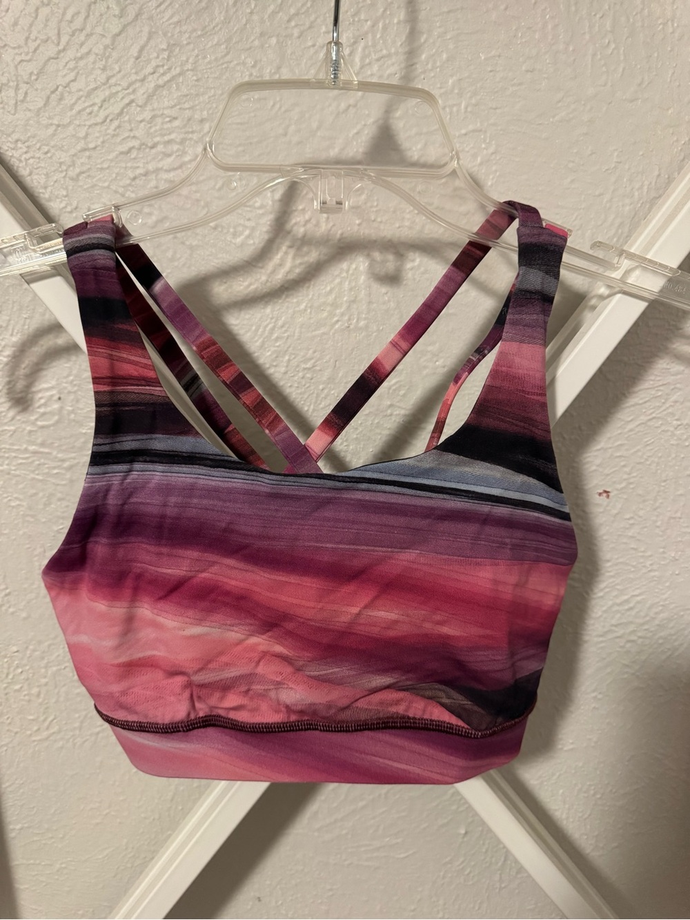 Women's Lululemon Strappy Sports Bra in Pink Ombre